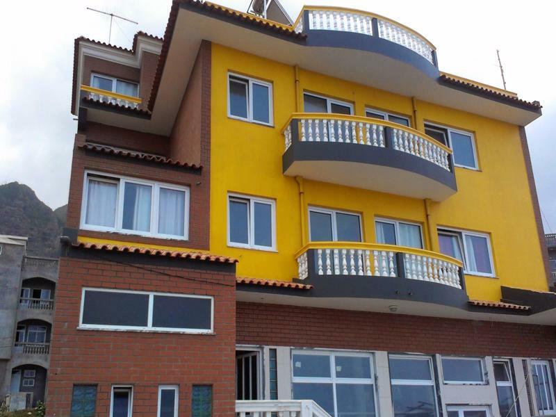 Residencial Sol Point Art Bed and Breakfast Ponta Do Sol Εξωτερικό φωτογραφία